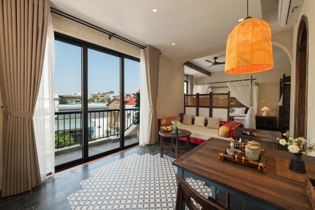 Westlake Atelier – Hanoi